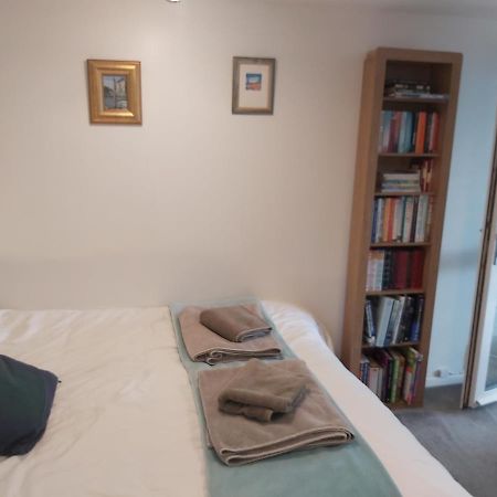 Garden Apartment นิวตันแอบบ็อต ภายนอก รูปภาพ